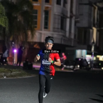 Runner Photo 7699489