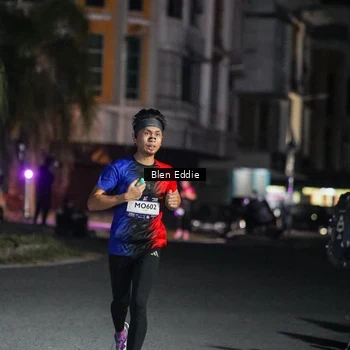 Runner Photo 7699490