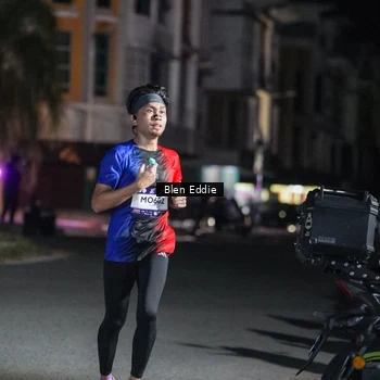 Runner Photo 7699501