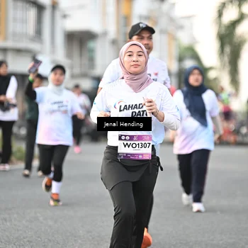 Runner Photo 7699502