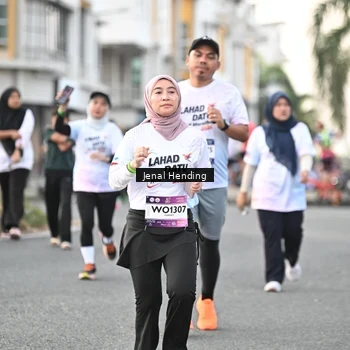 Runner Photo 7699503