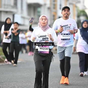 Runner Photo 7699509