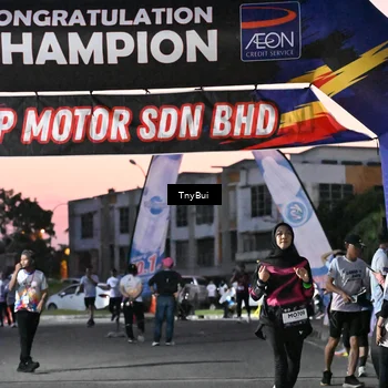 Runner Photo 7699514