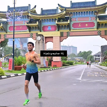 Runner Photo 7699526