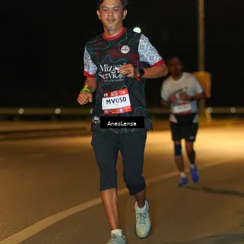 Runner Photo 7699535