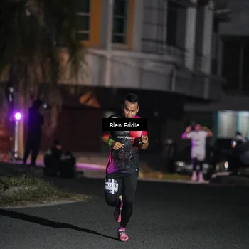 Runner Photo 7699540