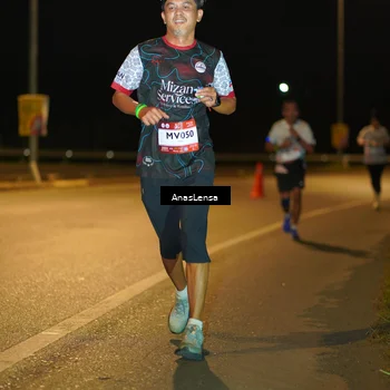 Runner Photo 7699543