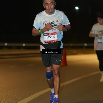Runner Photo 7699550