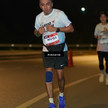 Runner Photo 7699560