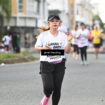 Runner Photo 7699562