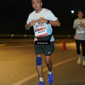 Runner Photo 7699565