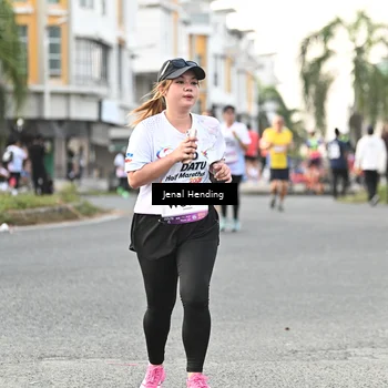 Runner Photo 7699578