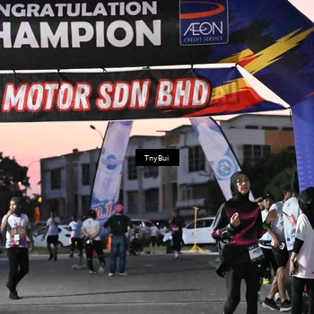 Runner Photo 7699579