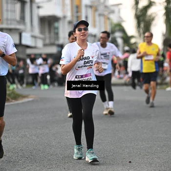 Runner Photo 7699582
