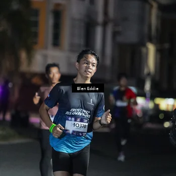 Runner Photo 7699592