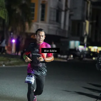 Runner Photo 7699599