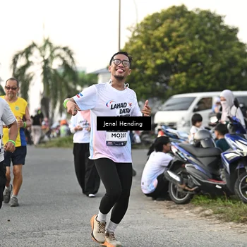 Runner Photo 7699617