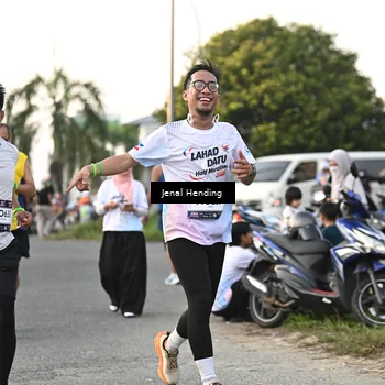Runner Photo 7699624