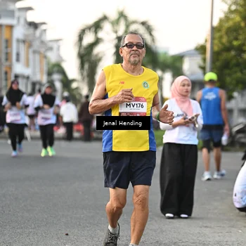 Runner Photo 7699634