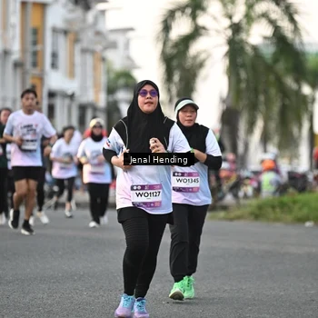Runner Photo 7699639