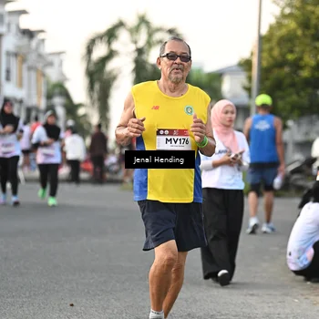 Runner Photo 7699644