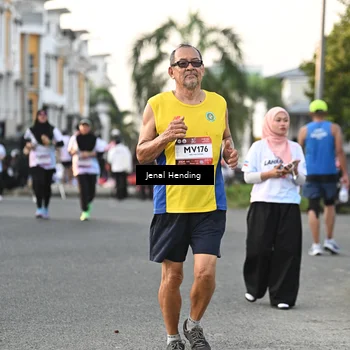Runner Photo 7699652