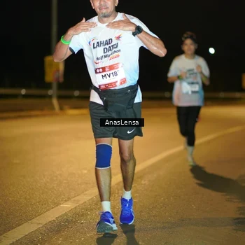 Runner Photo 7699658