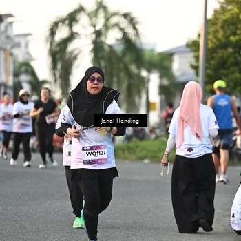 Runner Photo 7699667
