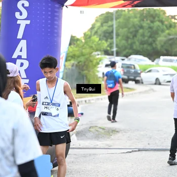Runner Photo 7699678