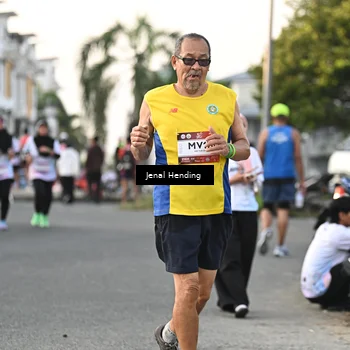 Runner Photo 7699682