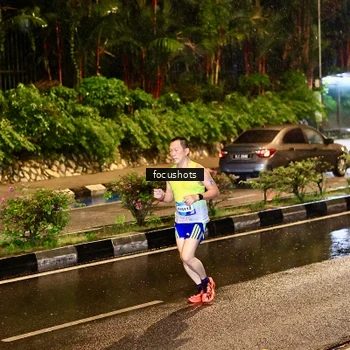 Runner Photo 7699685