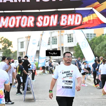 Runner Photo 7699690
