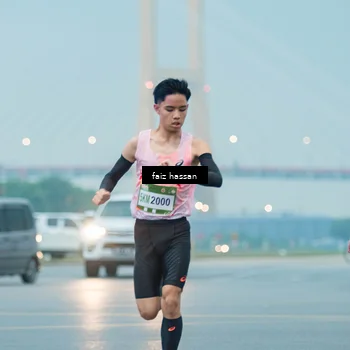 Runner Photo 7699700