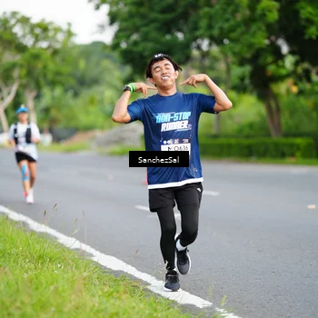 Runner Photo 7699701