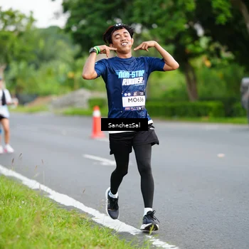 Runner Photo 7699703