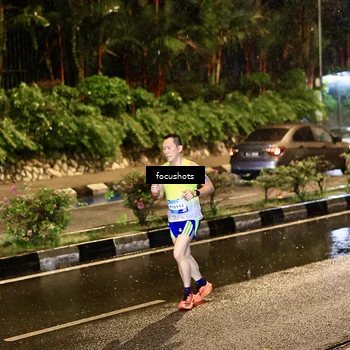 Runner Photo 7699704