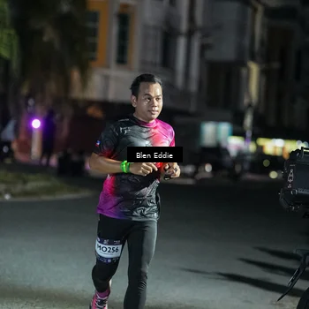 Runner Photo 7699706
