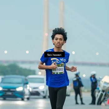 Runner Photo 7699708