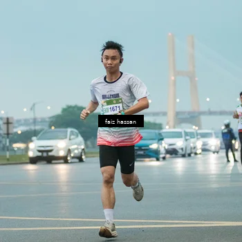 Runner Photo 7699715
