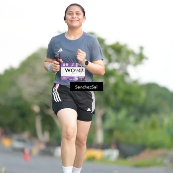 Runner Photo 7699723