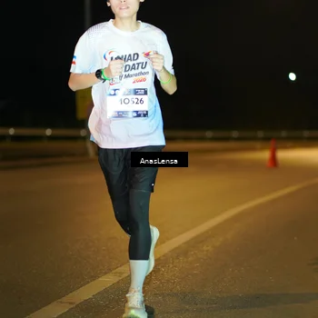 Runner Photo 7699725
