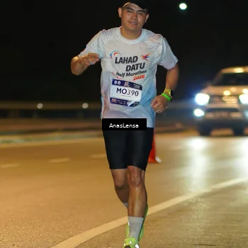 Runner Photo 7699738