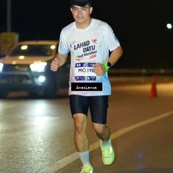 Runner Photo 7699748