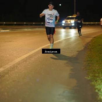 Runner Photo 7699750
