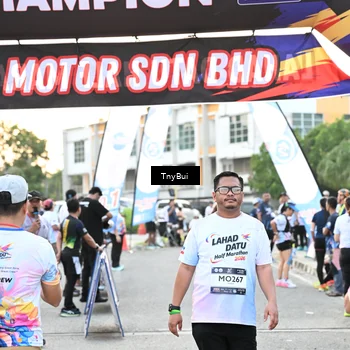 Runner Photo 7699758