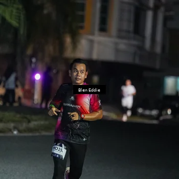 Runner Photo 7699761