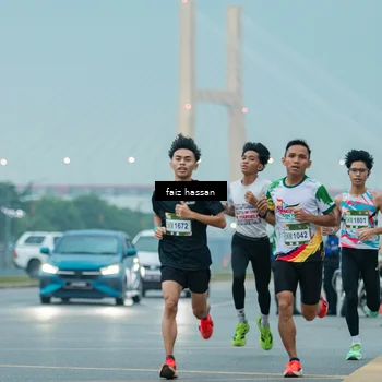 Runner Photo 7699766