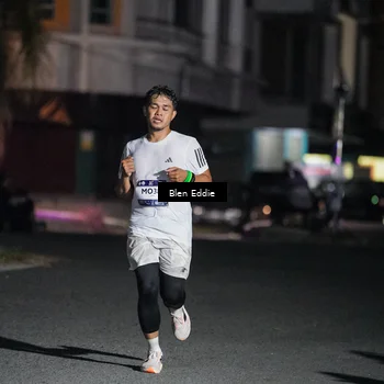 Runner Photo 7699769