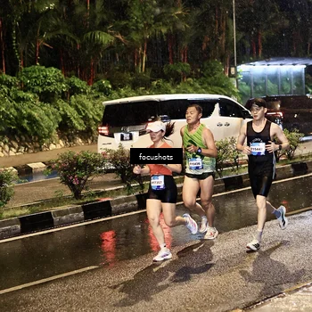 Runner Photo 7699777