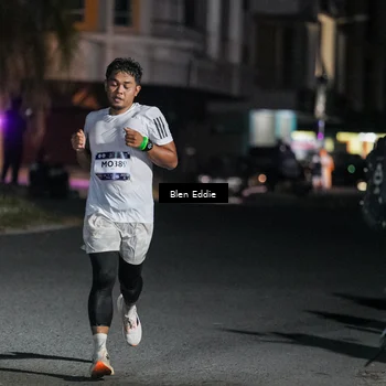 Runner Photo 7699799